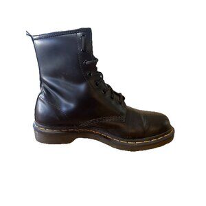 Dr. Martens Women's Original Smooth Leather Lace Up Boots - Black Size 9